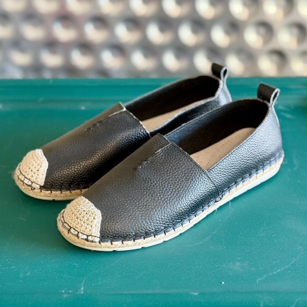 Women Laceless Slip-On Sneakers Shoes 7M
